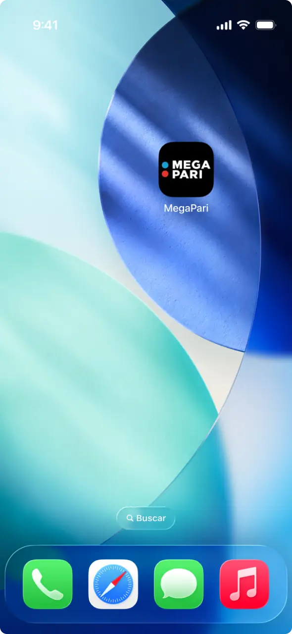 Inicia sesion en tu cuenta despues de descargar e instalar la app MegaPari para iOS.